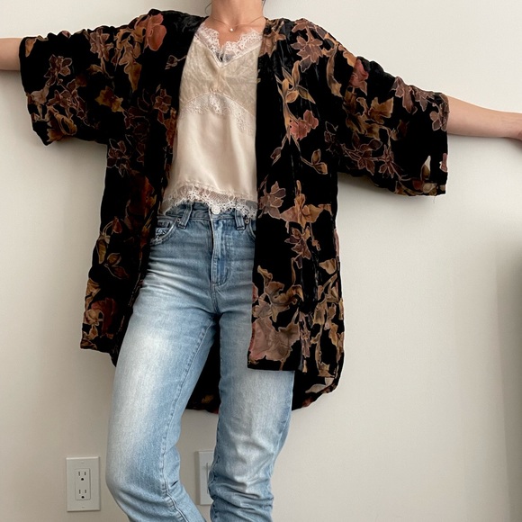 Fall floral kimono - Picture 1 of 4